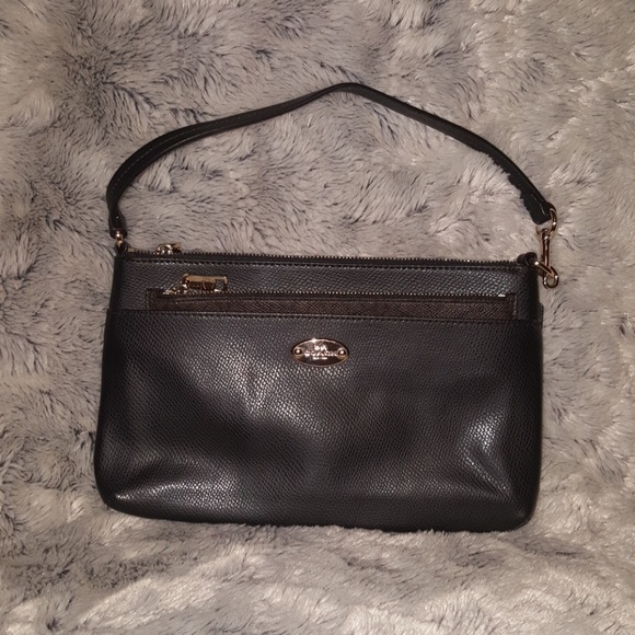 Cute coach clutch - Picture 1 of 8